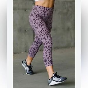 Zyia Lilac Jaguar Fit n Free Hi-Rise 7/8 Leggings